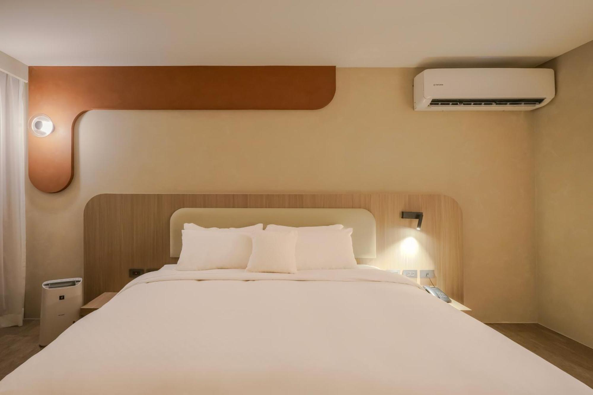 Hope Hotel Тайнан Екстериор снимка