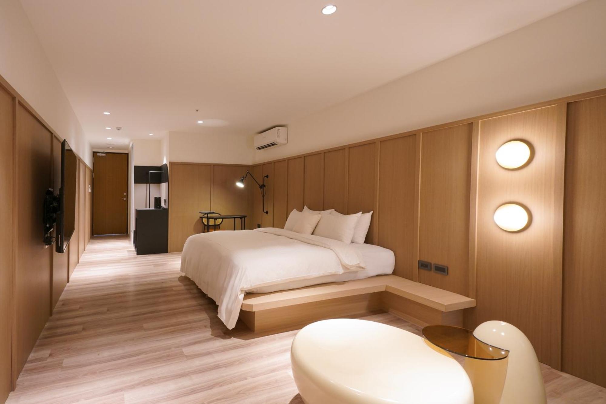 Hope Hotel Тайнан Екстериор снимка
