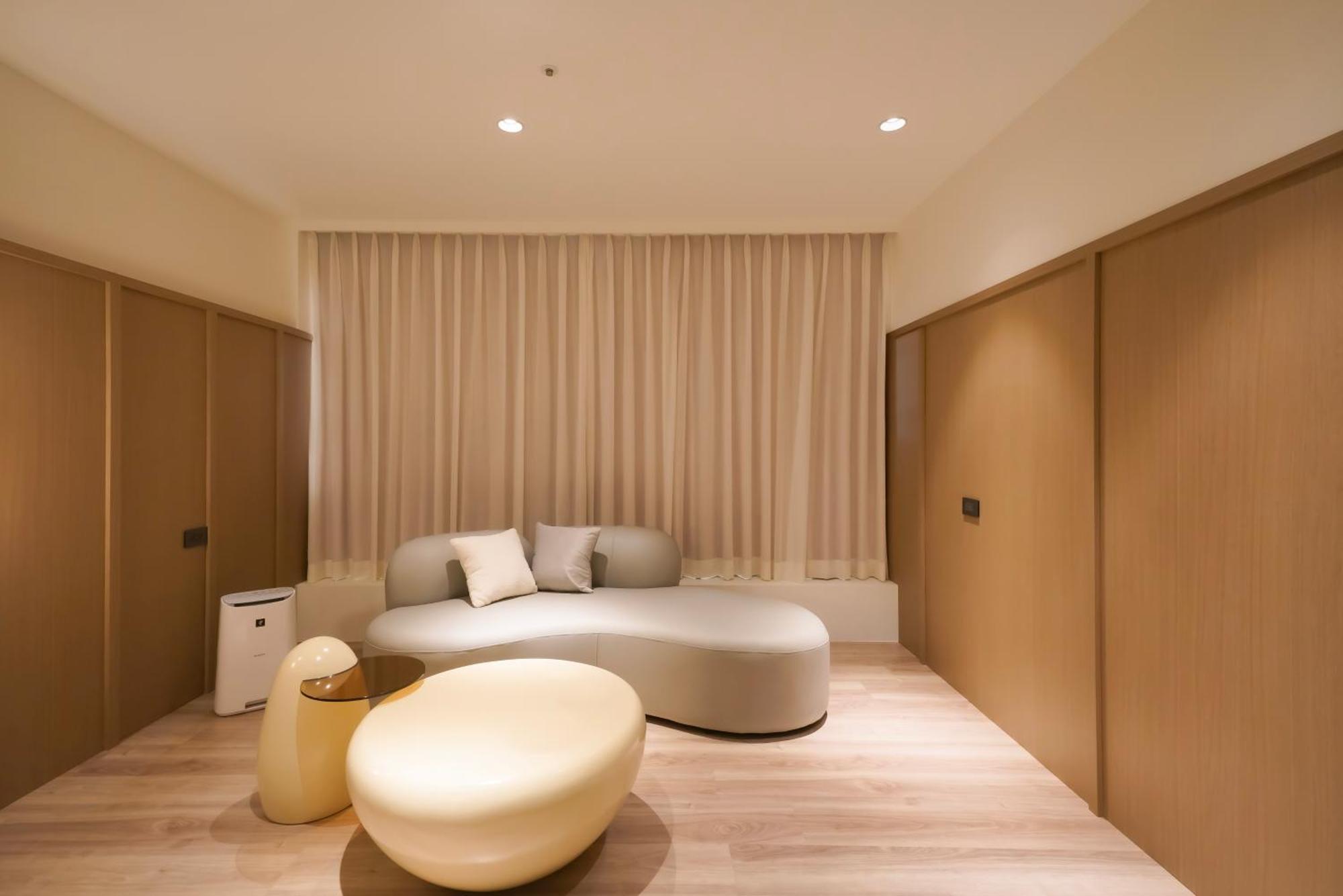 Hope Hotel Тайнан Екстериор снимка